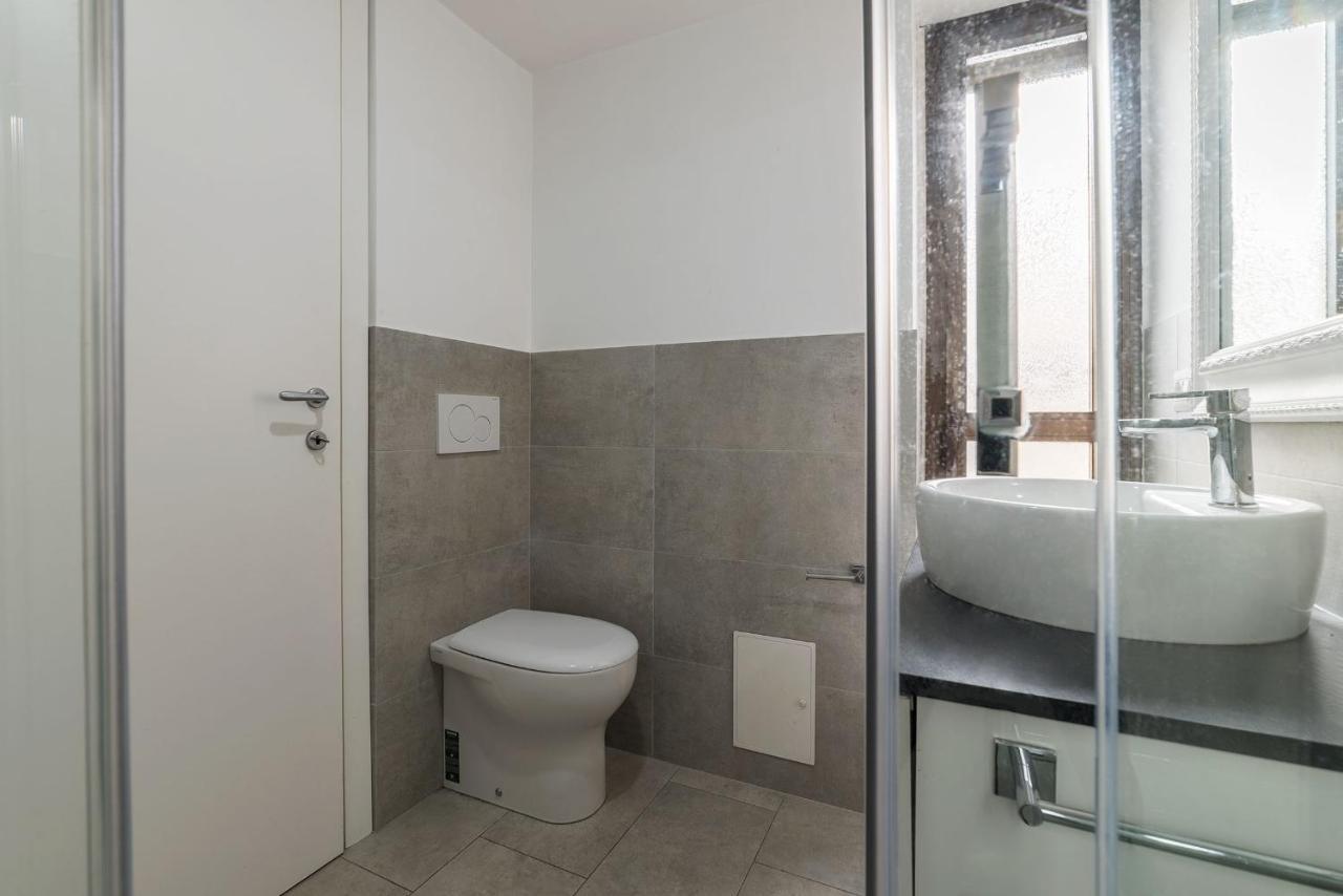 Sant'Angelo Modern Apartment Рим Экстерьер фото